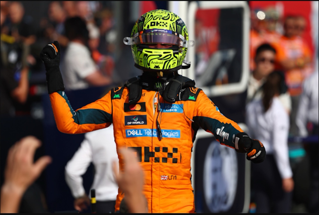 Lando Norris merayakan kemenangannya di GP Hungaria (Foto: Formula1.com)